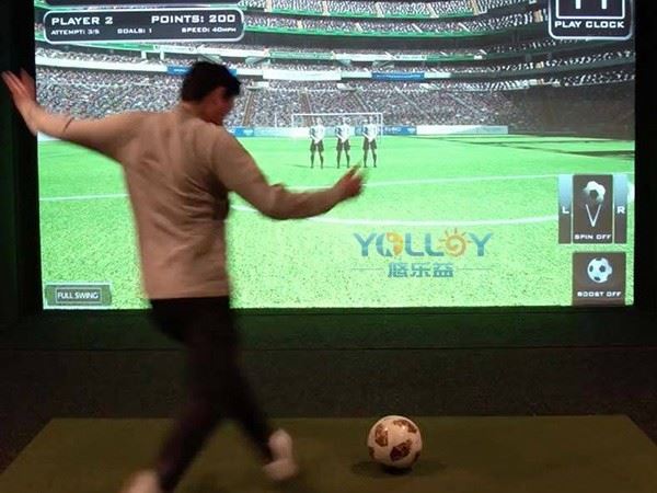 Multi Sport Inflatable Simulators Bays For Football Training high quality